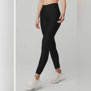 Alo Yoga 7/8 high waist airlift legging size S